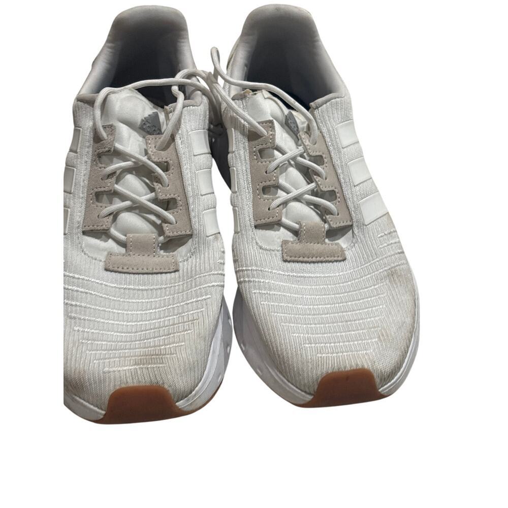 Adidas Swift Run Lace Up Mens White Sneakers Casual Shoes US 8
